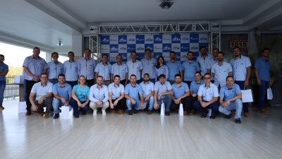 Equipe da suinocultura da Cooper A1