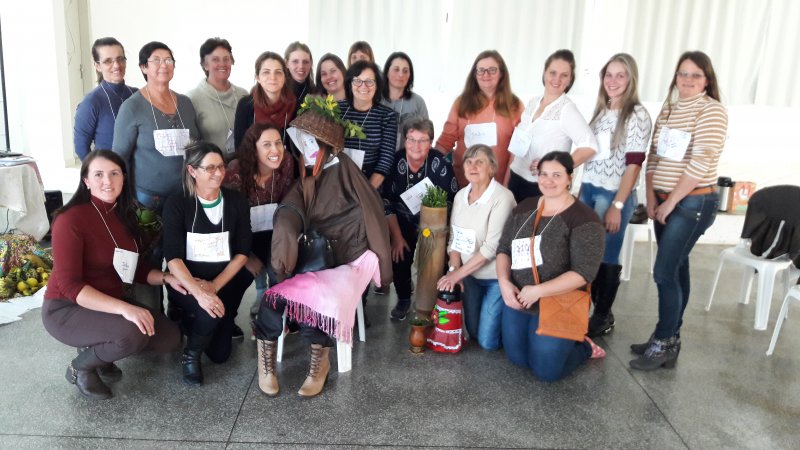 MULHER A1/SICOOB: Novas líderes dos Núcleos Femininos tomaram posse