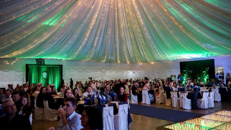 JUBILADOS 2026: Evento Crescendo com Voc&ecirc; celebra a dedica&ccedil;&atilde;o de 102 colaboradores