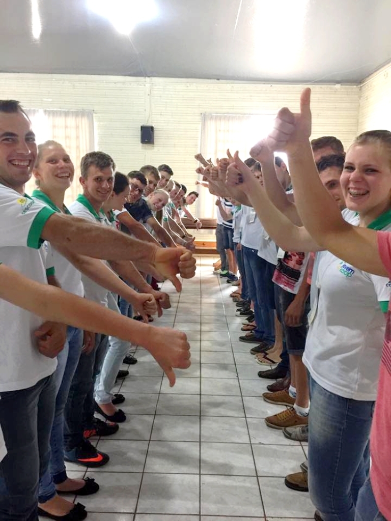 JovemCoop discute liderança, cooperativismo e organização do quadro social