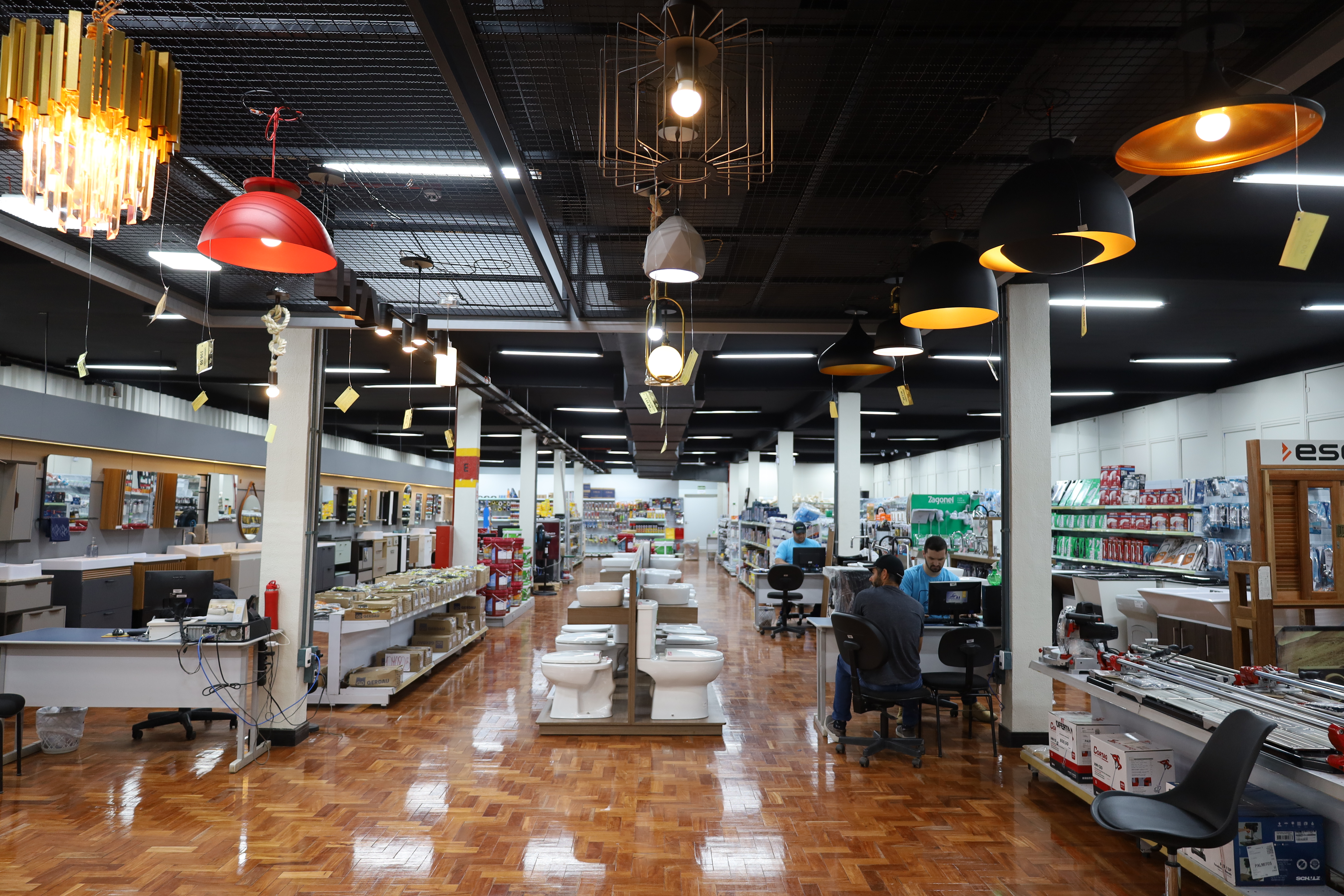 INAUGURAÇÃO: Loja de Acabamentos e Revestimentos da Cooper A1 em Descanso