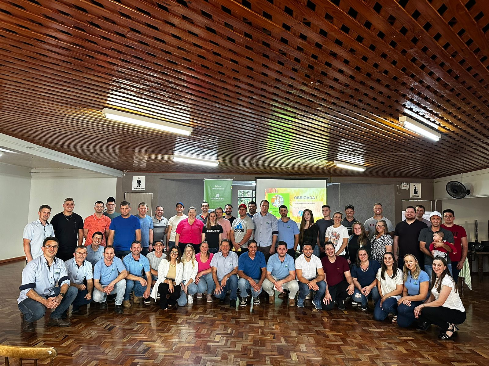 CONHECIMENTO: Formada segunda turma de gerentes de granjas da Cooper A1 